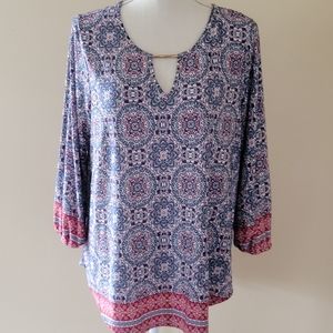 G Collection medallion blouse size 1X